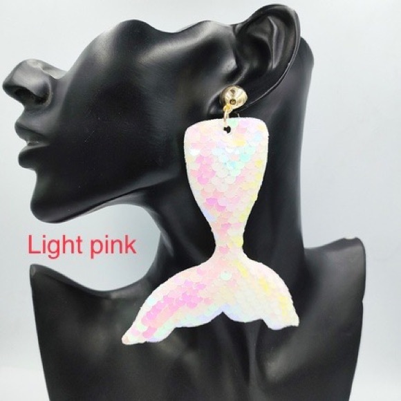 Creative Reflective Sequins Mermaid Tail gold post long Earrings for single ear - Picture 10 of 16